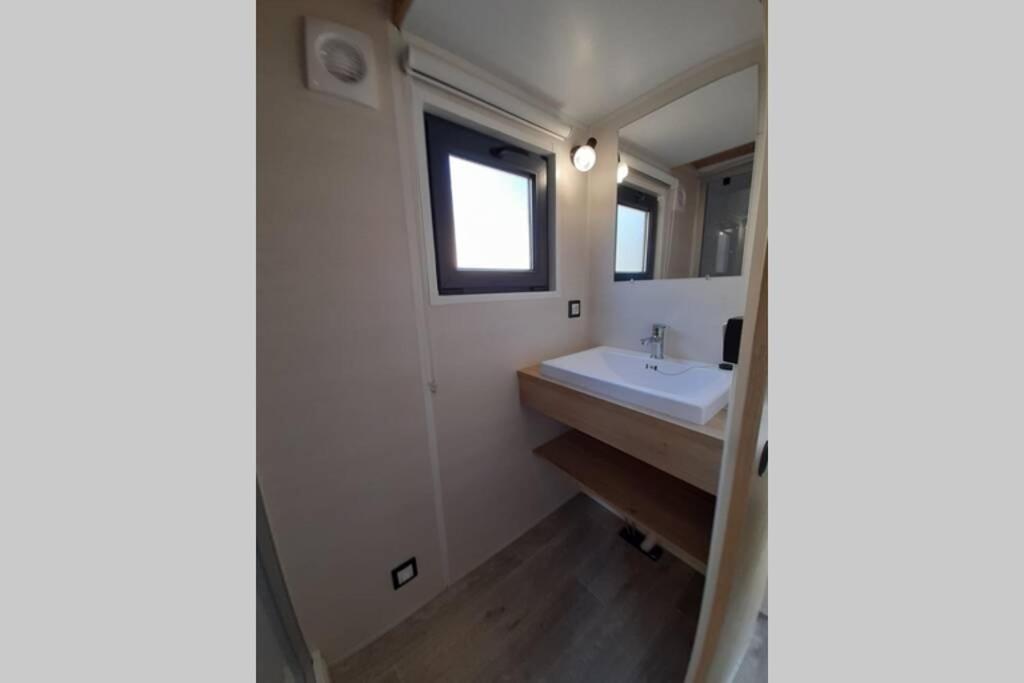 Maison Tiny House 2 Chambres Soulac A 500M Plage Exteriör bild